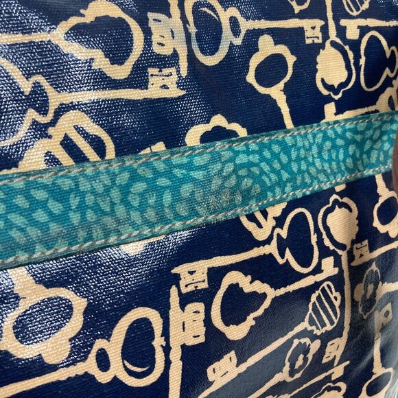 Fossil Key Per Coated Canvas Messenger Bag Blue Key Print Adjustable Strap - Picture 16 of 16